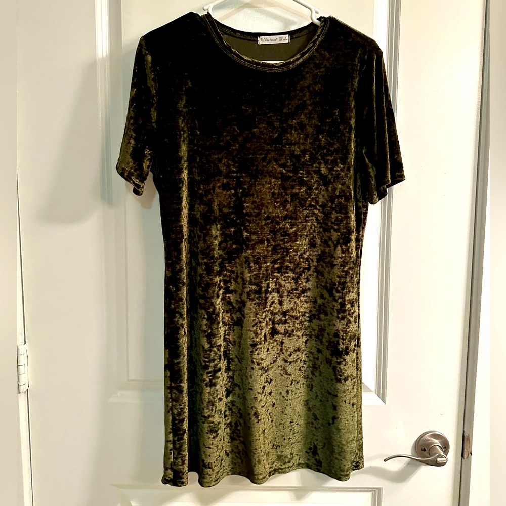 Green, crushed velvet T-shirt dress, Large